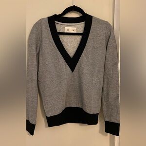 Chic V-Neck Sweater in Black and Gray